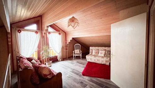 Chalet familial à Vagney + Jardin et Terrain de Bowling - Foto 4