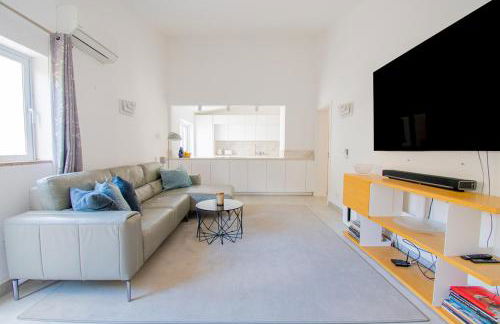 Lavanda Magnificent Five Bedroom Villa in Carvoe - Foto 22