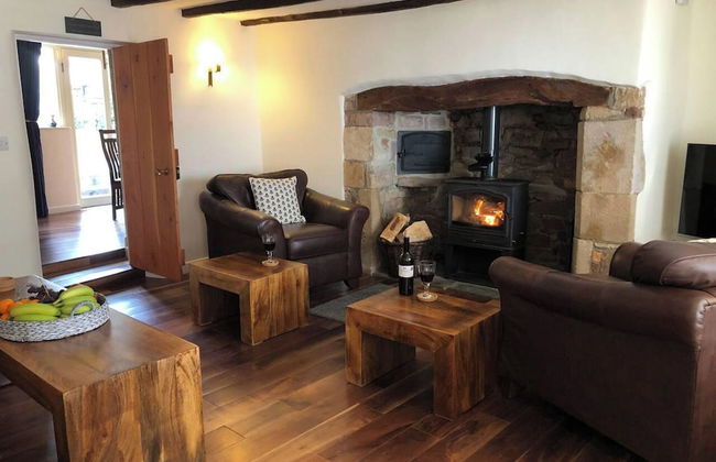 2 Bed Cottage - Sleeps 5 - Pets - Garden - Parking - Foto 4