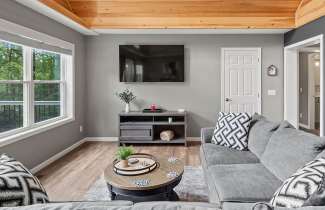 Nittany Cabin by Avantstay Lakefront View Firepit - Foto 6