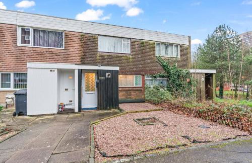 #99 Quirky and Stylish 3-Bedroom - Close to Drayton Manor Theme Park - Sleeps 6 - "Perfect for contractors and Families - Free parking" - Photo 41