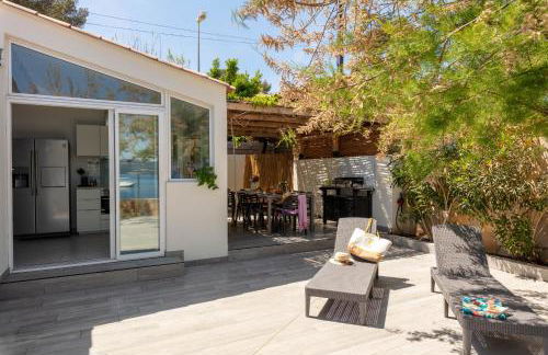 Mon Rêve, charmant cabanon les pieds dans l'eau à la Madrague, confortable et lumineux - Foto 15