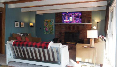 The Cub Hill Chalet - Private Lakefront with Spa! - Foto 4