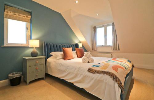 STYLISH, BEACHSIDE apartment, sea views - Foto 14