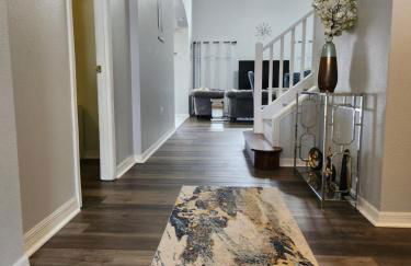 Fully Renovated, Quiet, Spacious Disney Themed Pool Home with Office - Foto 6