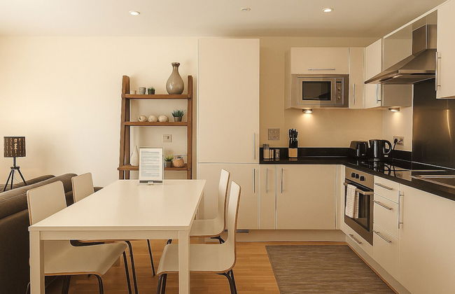 Still Life Canary Wharf Executive - Photo 16