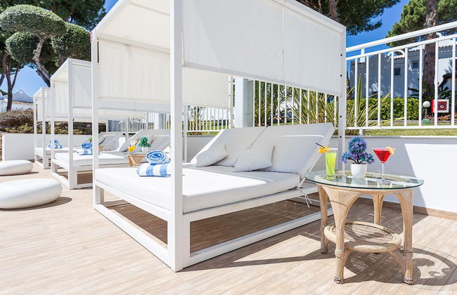 Marbella Resort 2 Pool Whirlpool Sauna - Photo 22