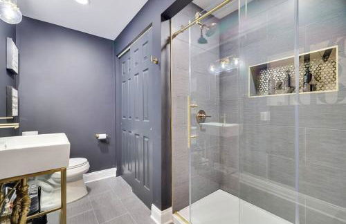 Luxe Lrg Pocono House for 18 Hot Tub/Gameroom/Pool - Foto 68