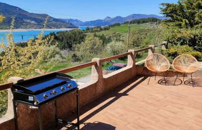 Family Villa Overlooking Lake Serre-Ponçon - Foto 36