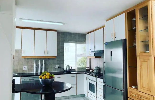 Beachfront Bliss in Ballito - 3 Bedroom Apartment - Foto 11