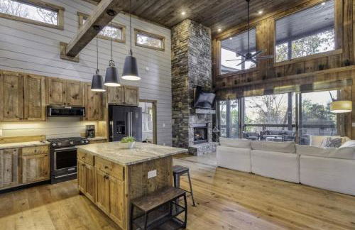 Modern Rustic Cabin with Sprawling Views and Hot Tub - Foto 8