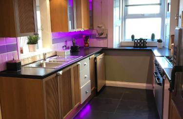 Vollie House with Hot Tub, Sauna & Log Burner - Foto 67