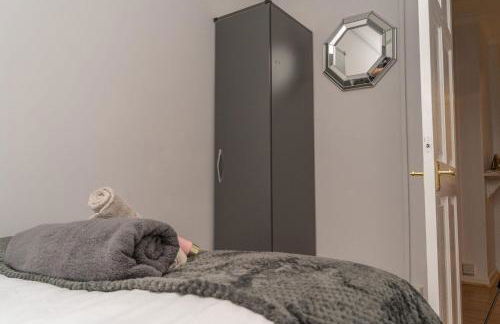 Lovely 2 Bedroom Home Coventry - Foto 16