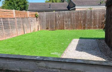 Flaxman Avenue - Lovely 4 bed home, 5 mins drive to York City Centre, Free superfast Wi-fi, Free on-street parking - Foto 21