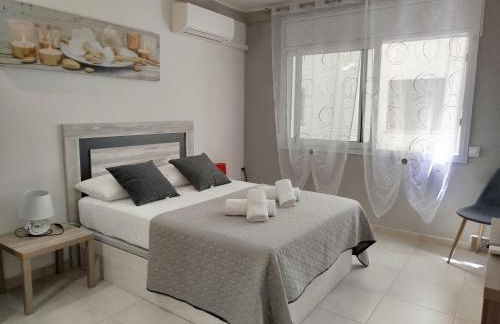 Agradable apartamento en el centro de Roses - Foto 1