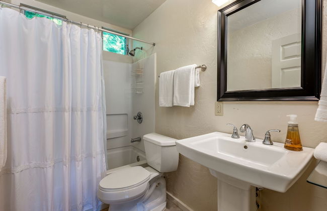 Hale Naninoa 5 Bedroom Home by RedAwning - Photo 30