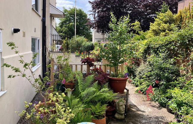 2 Bedroom Beachside House Sleeps 4 - Private Patio - Foto 21