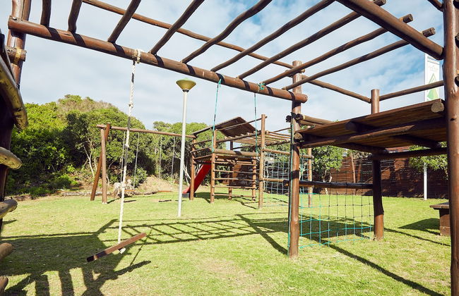 First Group Kowie River Chalets - Photo 16