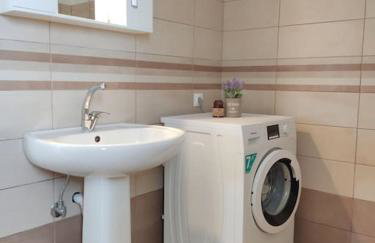 Horizon Seaview Apartment - Photo 14