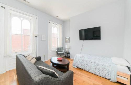 Parking - Walkable - GroupStays - Washer - Foto 15