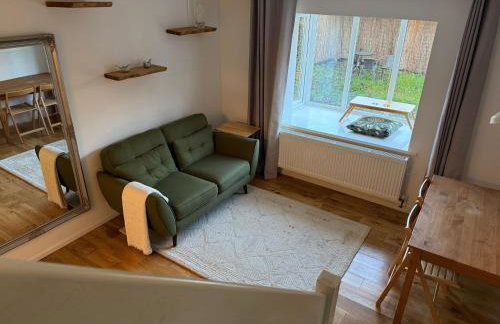 Entire House with Garden and Office - Foto 1