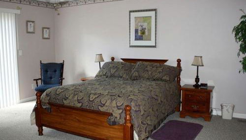 Secluded Family Getaway with Stunning Mountain Views near Pigeon Forge, Tennessee - Photo 5