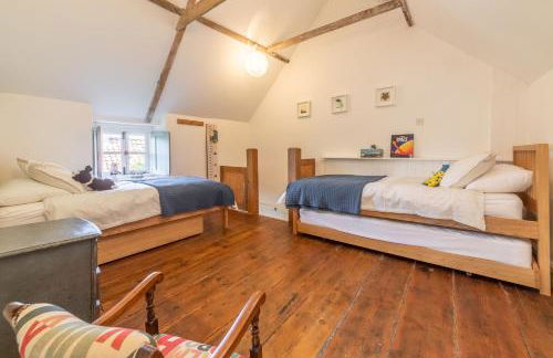 Field Row - Photo 30