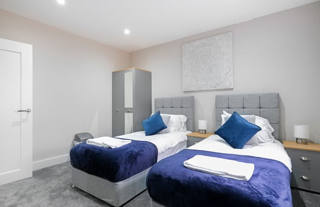 Crown Place 2 & 3 Bedroom Luxury Apts - Foto 33