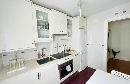 Cálido y acogedor en el centro de Burgos con Parking privado - Foto 10