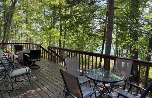 Spooner Shores - Wooded, Lakefront Retreat - Foto 29