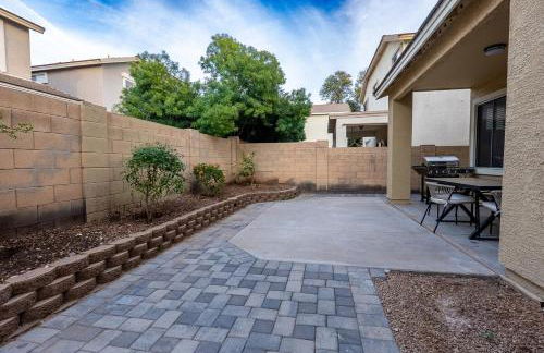 Modern 4BR Retreat in Prime Gilbert Location - Foto 73