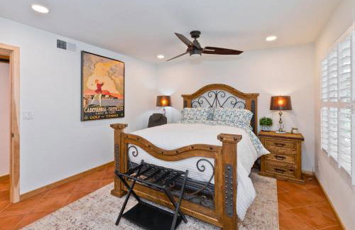 Spectacular condo with private golf privileges includes golf cart on Monterey Country Club !! - Foto 29