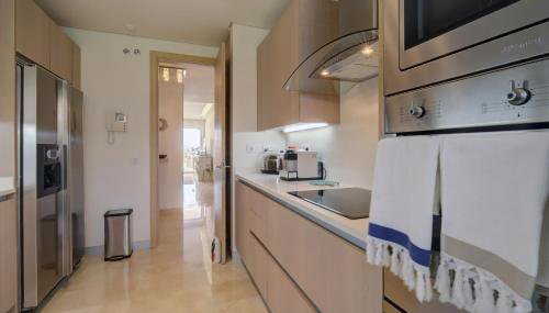 Ribera del Marlin IX Sotogrande - Photo 5, stove, dishwasher