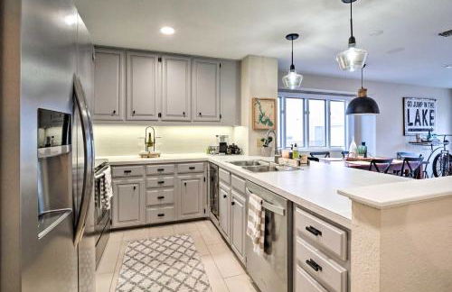 Waterfront Horseshoe Bay Retreat with Game Room! - Foto 9