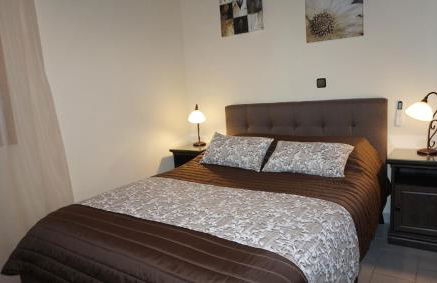 EfisHouse - Photo 27