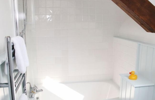 Birchill Farm Holiday Cottages - Photo 33