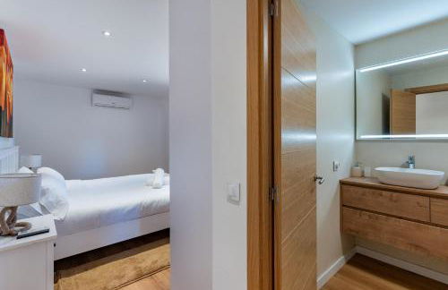 Villa con Piscina, BBQ y habitaciones ensuite by Can Panxo - Foto 48