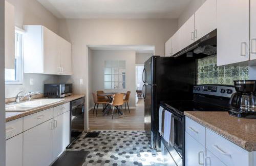 Lil Nugget Cozy Retreat with Private Fenced Yard - Foto 8