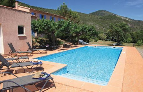 4 Bedroom Awesome Home In Roquebrun - Foto 1