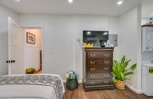 5 Mi to Salem Furnished Patio at Danvers Studio! - Foto 12