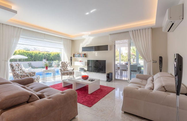 Villa Nirvana Large Private Pool A C Wifi Car Not Required Eco-friendly - 2832 - Foto 3