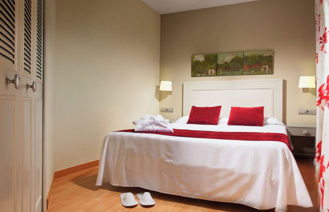 Ona Marinas de Nerja Spa Resort - Photo 9