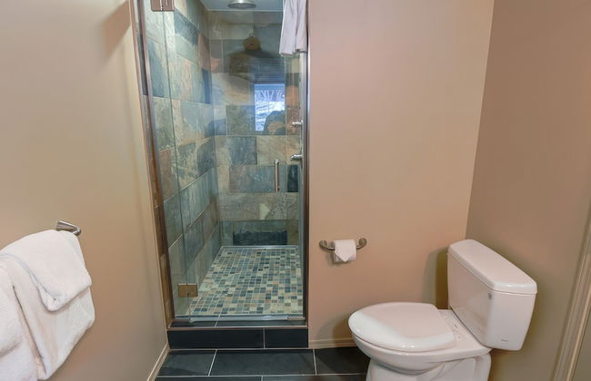 Thunder Ridge by Fernie Lodging CO - Photo 32