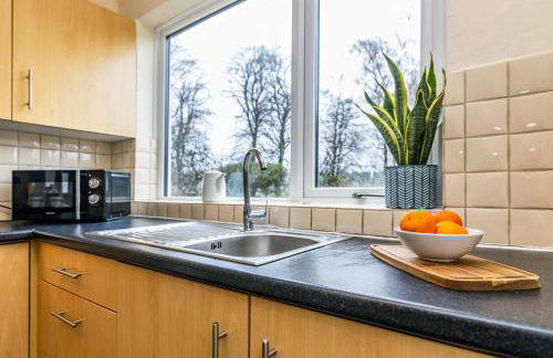 University View-Off-Street Parking-Sleeps 8-Fast WiFi - Foto 20