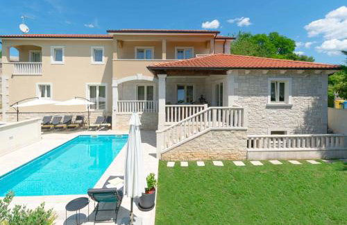 Holiday Home Private Villa mit Panoramablick by Interhome - Photo 8