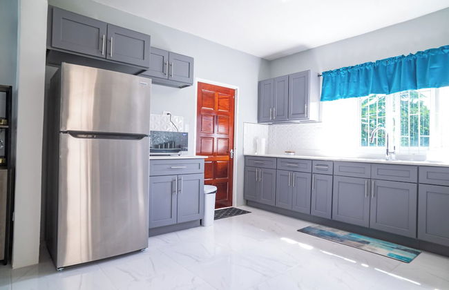 RVR Rentals - Photo 5