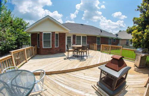 Niagara Retreat in the Heart of NWA - Foto 8