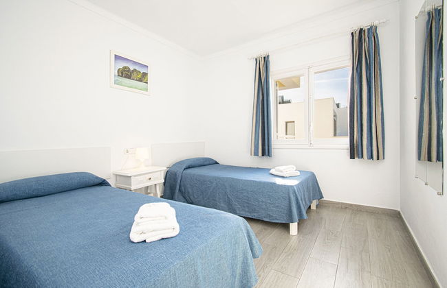 Apartamentos Falcó - Photo 2