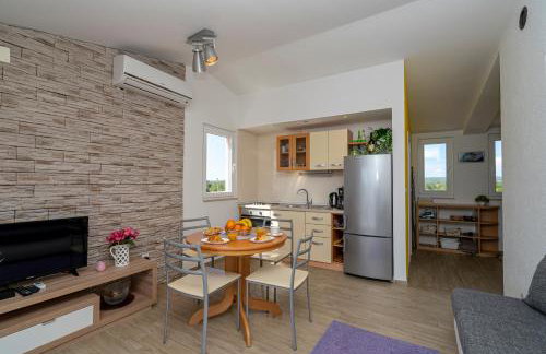 Seaview & Balcony Apartment PETRA - Foto 13