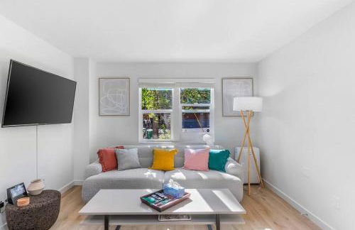 The Sweetest Hill - 81 Walkscore! - Foto 26